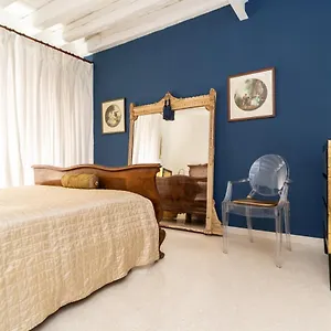 La Musa , Venice Italy