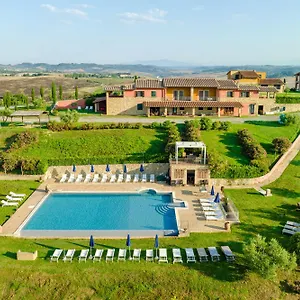 Pompilia , Villamagna (Pisa) Italy